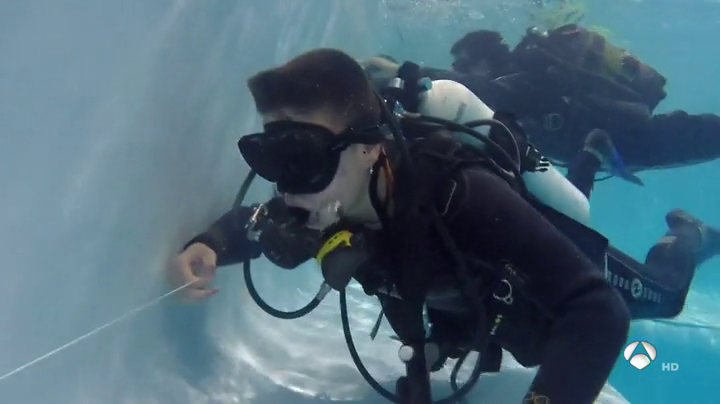 Alberto Azorín: "El rescate es muy difícil porque el buceo en estas circunstancias es muy duro" Alberto Azorín: "El rescate es muy difícil porque el buceo en estas circunstancias es muy duro"