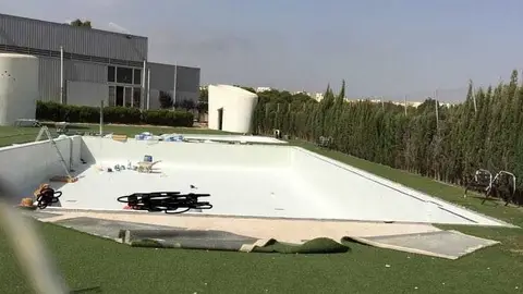 Estado actual de las obras en la piscina de El Altet Estado actual de las obras en la piscina de El Altet