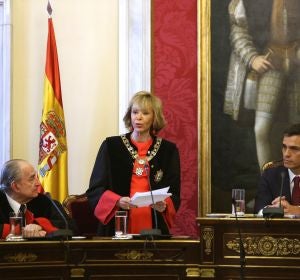 La nueva presidenta del Consejo de Estado, María Teresa Fernández de la Vega, durante su intervención en su toma de posesión. La nueva presidenta del Consejo de Estado, María Teresa Fernández de la Vega, durante su intervención en su toma de posesión.