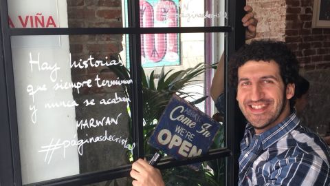 Marwan pintando poemas