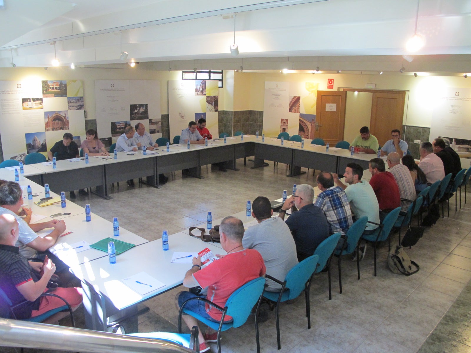 Ascer propone una subida del 1,8% en los salarios Ascer propone una subida del 1,8% en los salarios