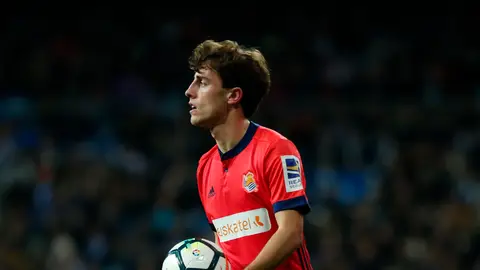 Álvaro Odriozola, en un partido con la Real Sociedad Álvaro Odriozola, en un partido con la Real Sociedad