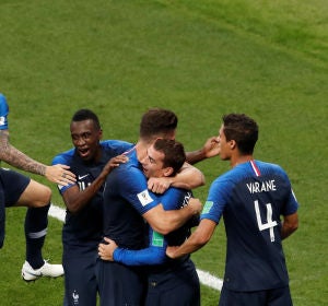Francia celebra uno de sus goles Francia celebra uno de sus goles