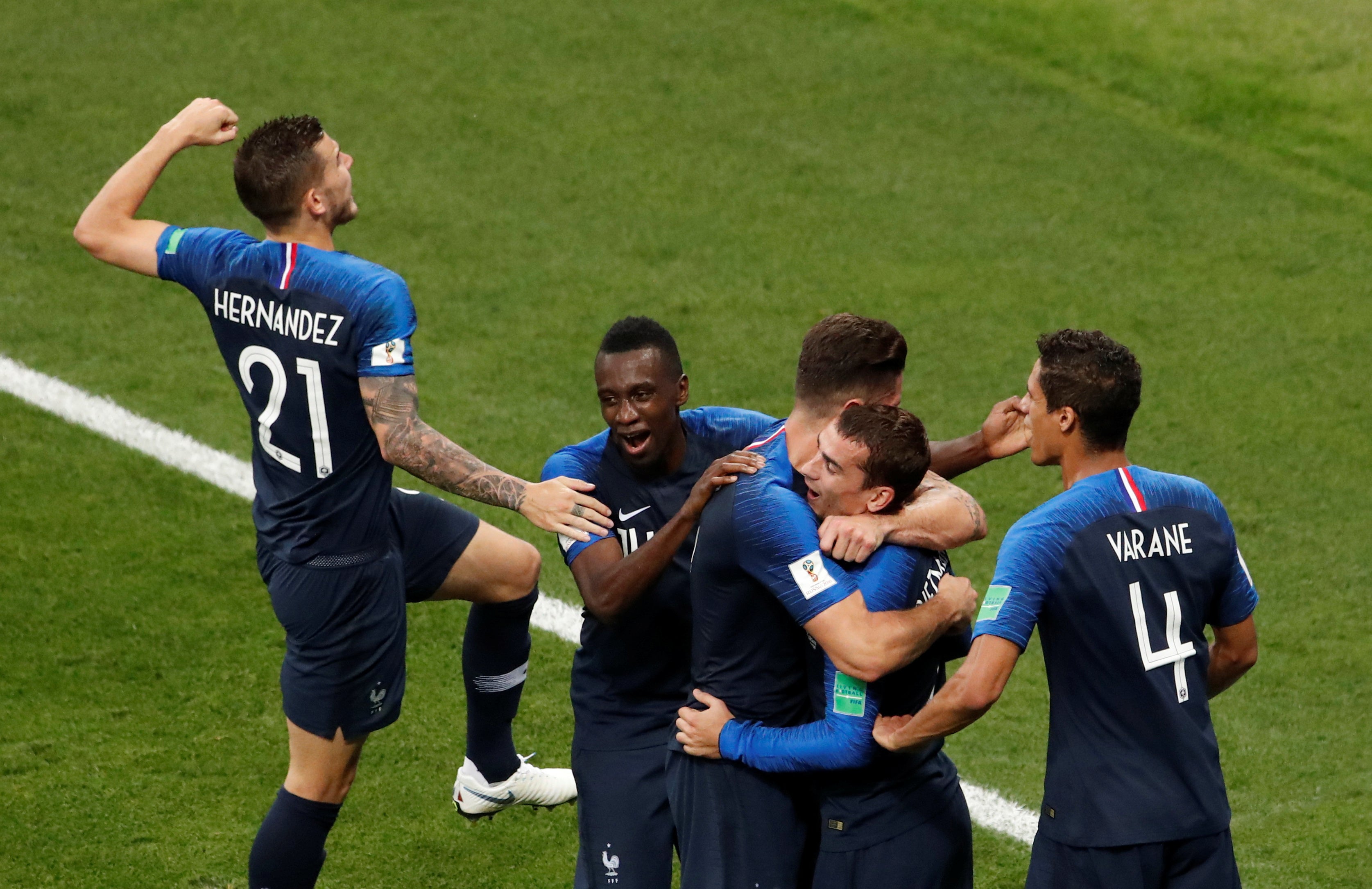 Álvaro del Río: "Macron parece que no trata ser el protagonista de la victoria del Mundial" Álvaro del Río: "Macron parece que no trata ser el protagonista de la victoria del Mundial"