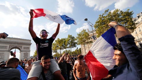 Euforia francesa en Par&iacute;s