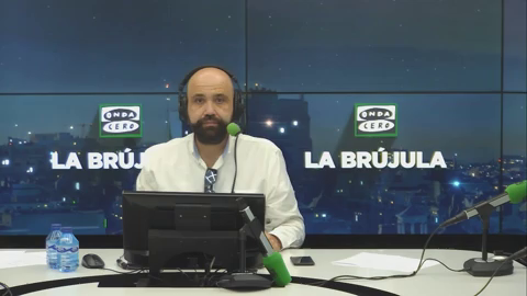 La entrada de David del Cura: Ridículo en el Congreso a cuenta de RTVE La entrada de David del Cura: Ridículo en el Congreso a cuenta de RTVE