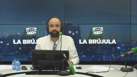 La entrada de David del Cura: Ridículo en el Congreso a cuenta de RTVE La entrada de David del Cura: Ridículo en el Congreso a cuenta de RTVE
