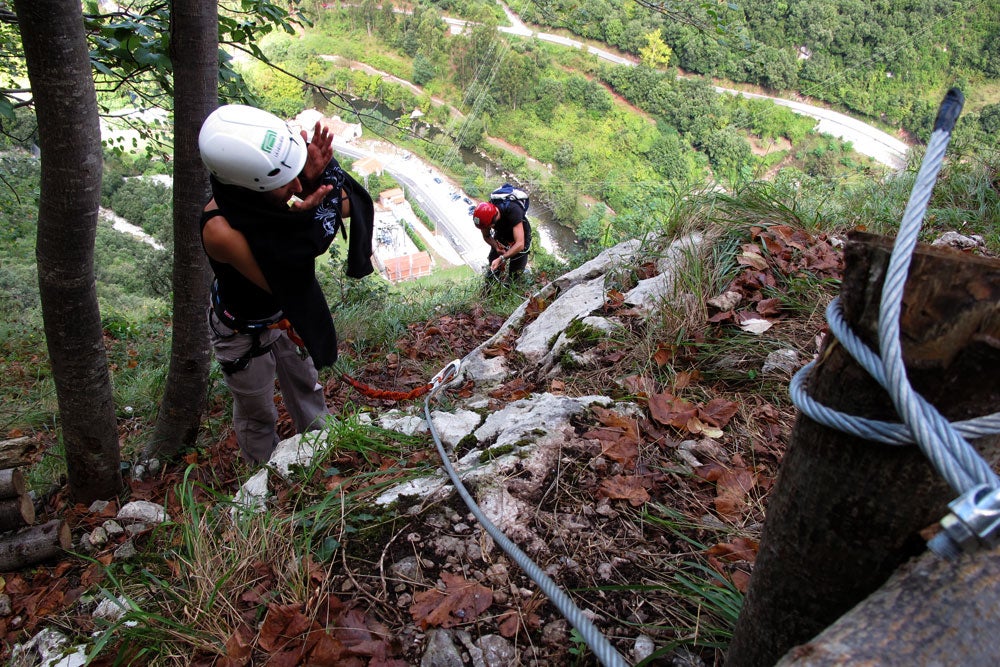 La Guardia Civil rescata a un montañero desorientado en la Via Ferrata de La Hermida La Guardia Civil rescata a un montañero desorientado en la Via Ferrata de La Hermida