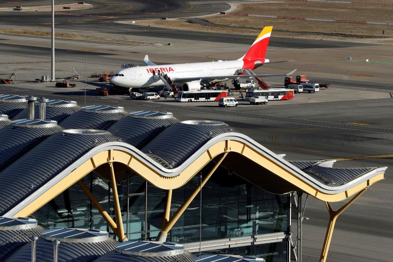 Las nieblas afectaban este miércoles a tres vuelos con destino al aeropuerto de Badajoz Las nieblas afectaban este miércoles a tres vuelos con destino al aeropuerto de Badajoz