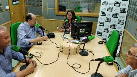 Hablamos de temas de actualidad con nuestros tertulianos. Hoy nos acompa&ntilde;an Juan Sales, Domingo Villero y Paco Moya. Modera Carmen Pa&uacute;l.
