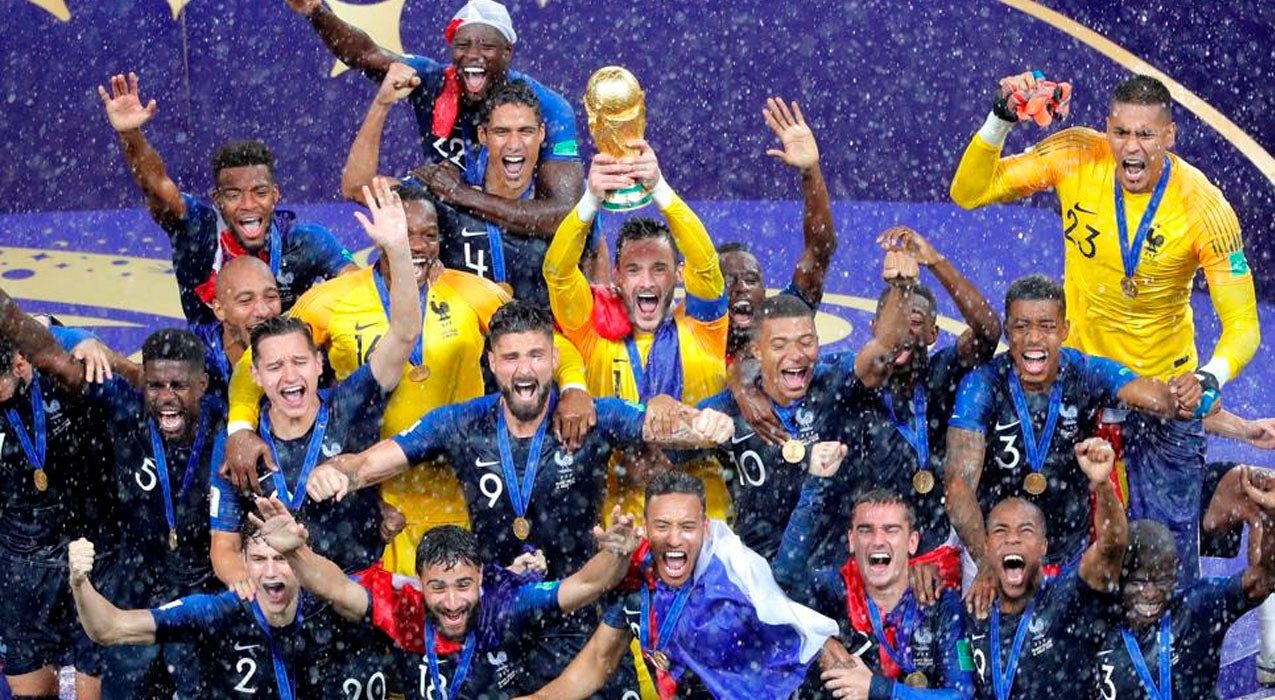 Oyentes: "El fútbol ya es el reflejo de la sociedad y su multiculturalismo" Oyentes: "El fútbol ya es el reflejo de la sociedad y su multiculturalismo"