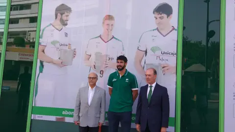 Unicaja presenta su campaña de abonados con Eduardo García y Dani Díez Unicaja presenta su campaña de abonados con Eduardo García y Dani Díez