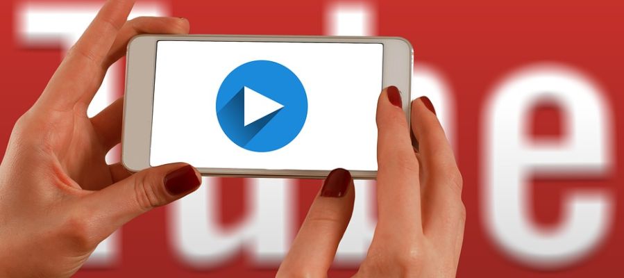 YouTube YouTube