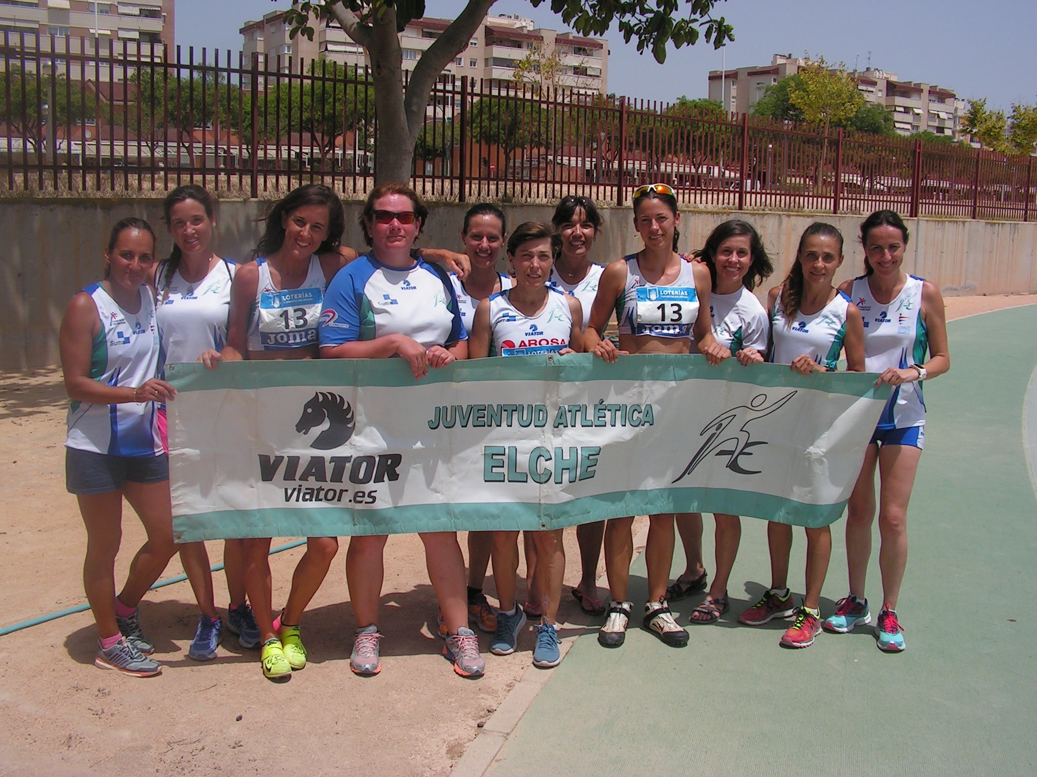 El equipo femenino máster del Juventud Atlética Elche asciende a Primera División El equipo femenino máster del Juventud Atlética Elche asciende a Primera División