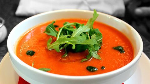 ES VERANO Y APETECE GAZPACHO