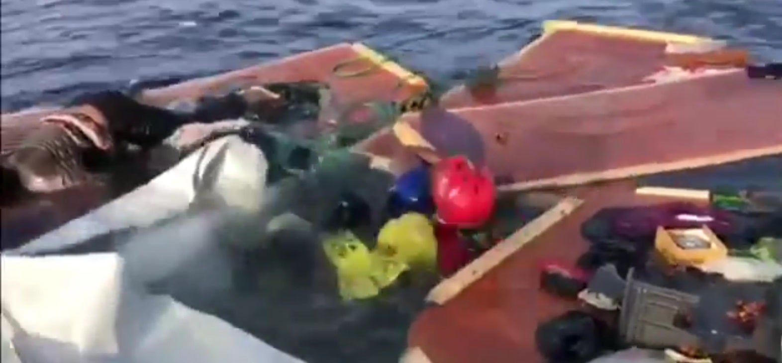 Open Arms desembarcará en Palma a la superviviente y a los dos cadáveres encontrados en Mediterráneo Open Arms desembarcará en Palma a la superviviente y a los dos cadáveres encontrados en Mediterráneo