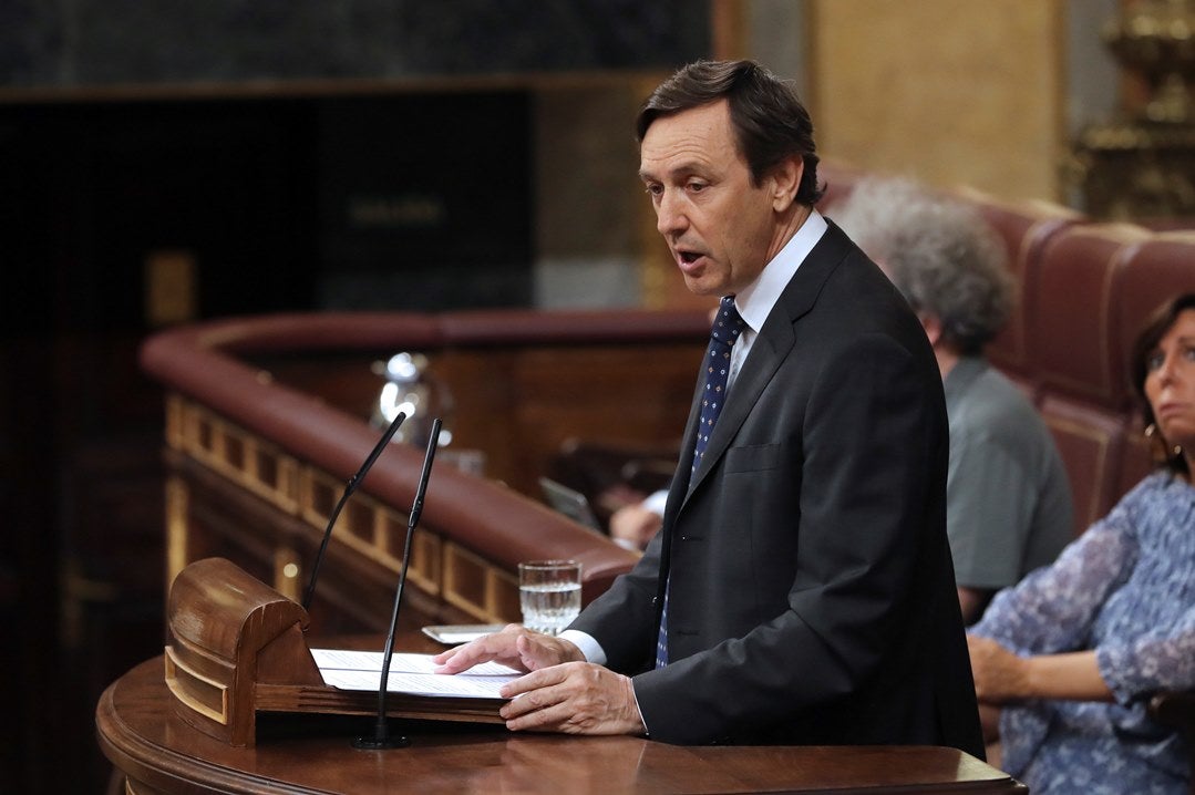 Rafael Hernando: "Ha sido un hombre de estado que contribuyó en momentos históricos de nuestro país" Rafael Hernando: "Ha sido un hombre de estado que contribuyó en momentos históricos de nuestro país"