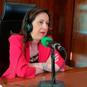 La ministra de Defensa, Margarita Robles, durante una entrevista
