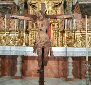 Cristo quemado, emparedado y mutilado que apareció en Cádiz Cristo quemado, emparedado y mutilado que apareció en Cádiz