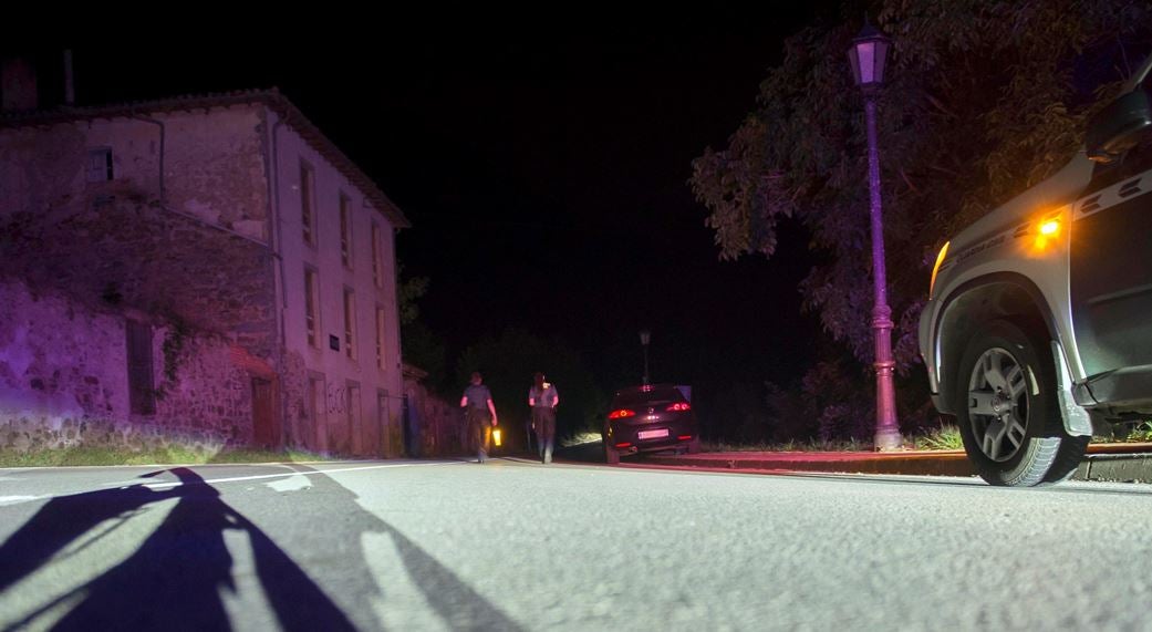 Vecinos de Turieno sorprendidos por la situación que viven desde ayer por la tarde Vecinos de Turieno sorprendidos por la situación que viven desde ayer por la tarde