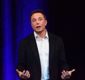 Elon Musk, Fundador de Tesla y SpaceX Elon Musk, Fundador de Tesla y SpaceX