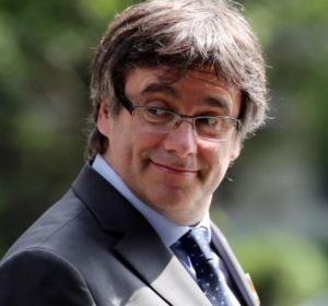 laSexta Noticias 14:00 (19-07-18) El juez Pablo Llarena rechaza la entrega a España de Carles Puigdemont sólo por malversación laSexta Noticias 14:00 (19-07-18) El juez Pablo Llarena rechaza la entrega a España de Carles Puigdemont sólo por malversación