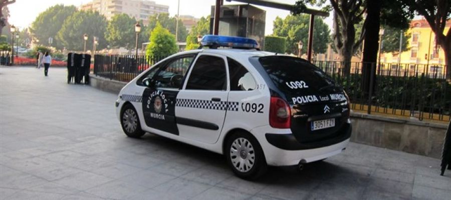 Coche de la Policía Local de Murcia Coche de la Policía Local de Murcia