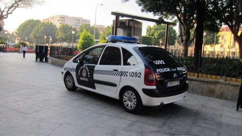 Coche de la Polic&iacute;a Local de Murcia