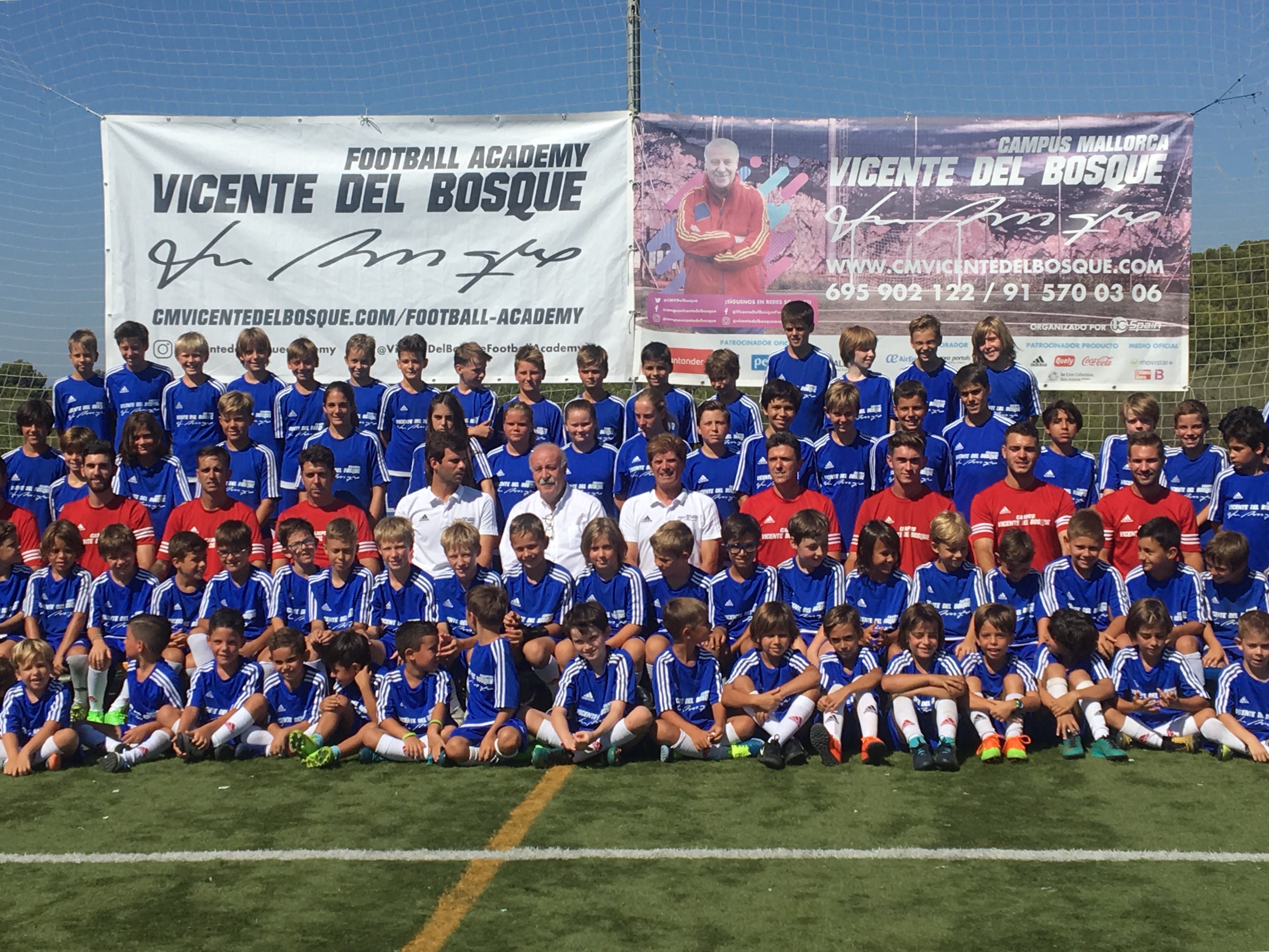 Vicente del Bosque visita su campus de verano en Mallorca Vicente del Bosque visita su campus de verano en Mallorca