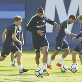 En-Nesyri en un entrenamiento del Málaga CF En-Nesyri en un entrenamiento del Málaga CF