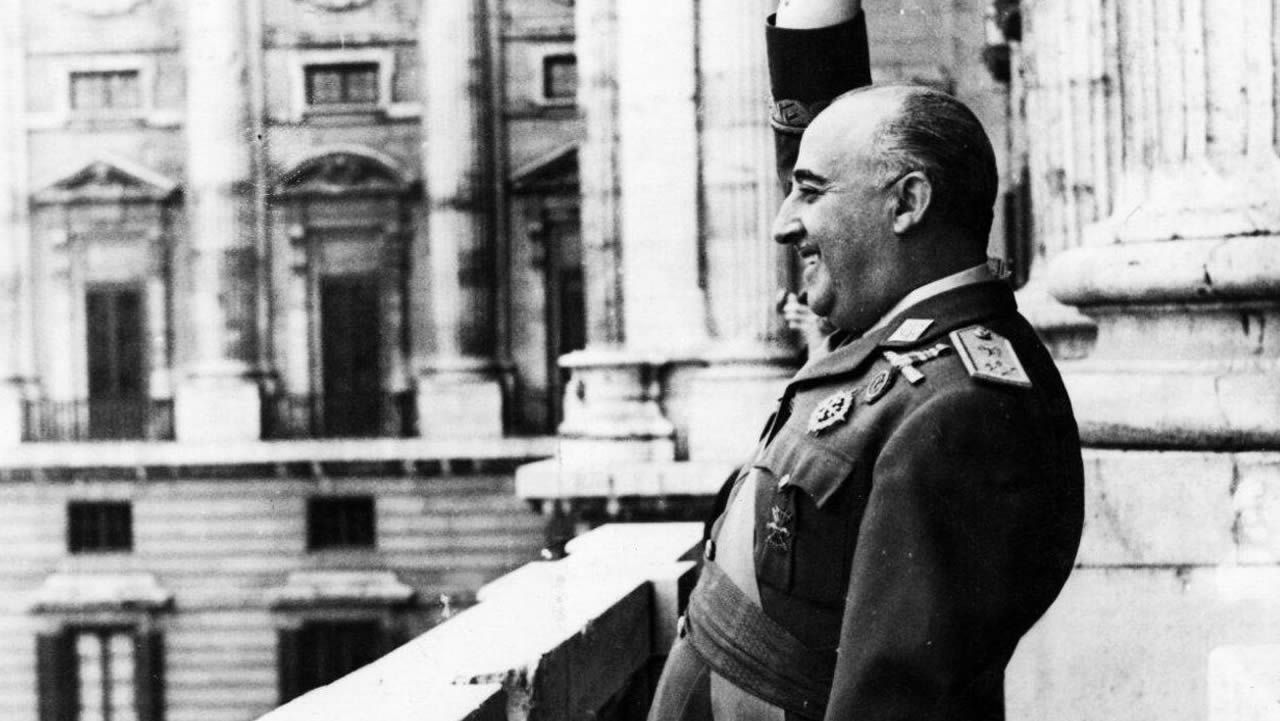 José Luis Hernando, sobre falsedades: "A Franco se le conoció un doble" José Luis Hernando, sobre falsedades: "A Franco se le conoció un doble"