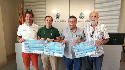 El concejal de Deportes junto a los presidentes de los clubs de Nataci&oacute;n de Elche