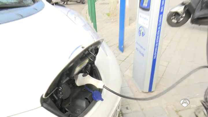 Se presenta el Proyecto de Gigafactoría de Baterías para vehículos eléctricos en Navalmoral de la Mata Se presenta el Proyecto de Gigafactoría de Baterías para vehículos eléctricos en Navalmoral de la Mata