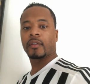 Evra cantando Evra cantando