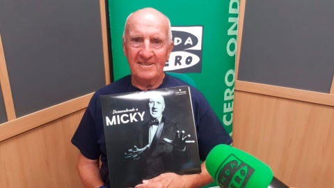 Micky en los estudios de Onda Cero