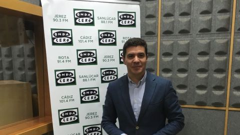 Hoy en C&aacute;diz en la onda, entre otras cosas... Hablamos con Sergio Romero, parlamentario andaluz de Ciudadanos. La m&uacute;sica la pondr&aacute;n Sweet California y Ma&iuml;a. Adem&aacute;s nos iremos a Puerto Sherry para conocer los detalles de la Semana Cl&aacute;sica y hablaremos con la momia de Tadeo Jones