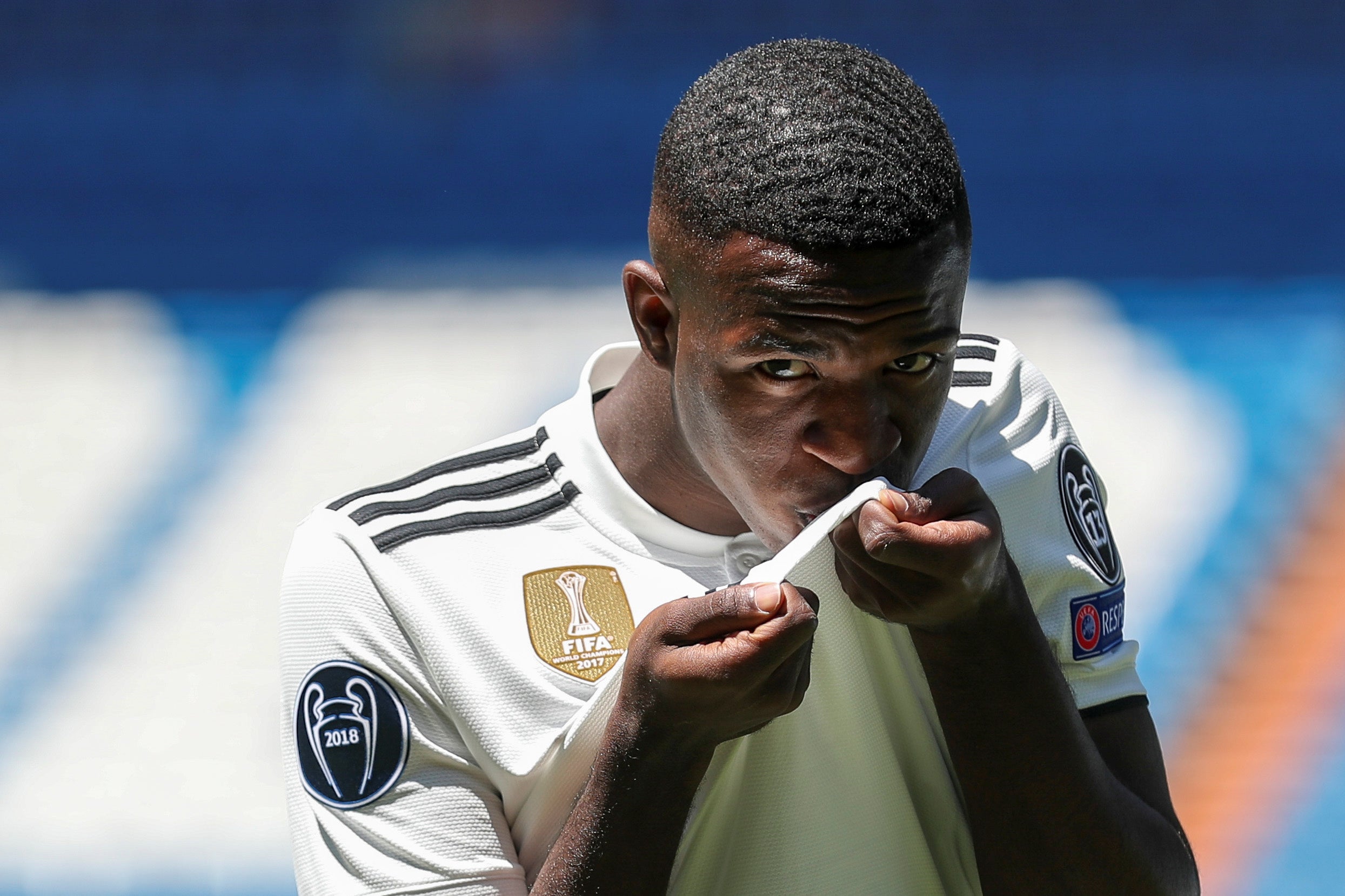 Santomé: "Vinicius tiene nivel para jugar en un Primera y estar en algo más que en el Castilla" Santomé: "Vinicius tiene nivel para jugar en un Primera y estar en algo más que en el Castilla"
