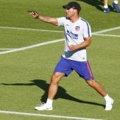 Simeone en un entrenamiento con el Atlético de Madrid