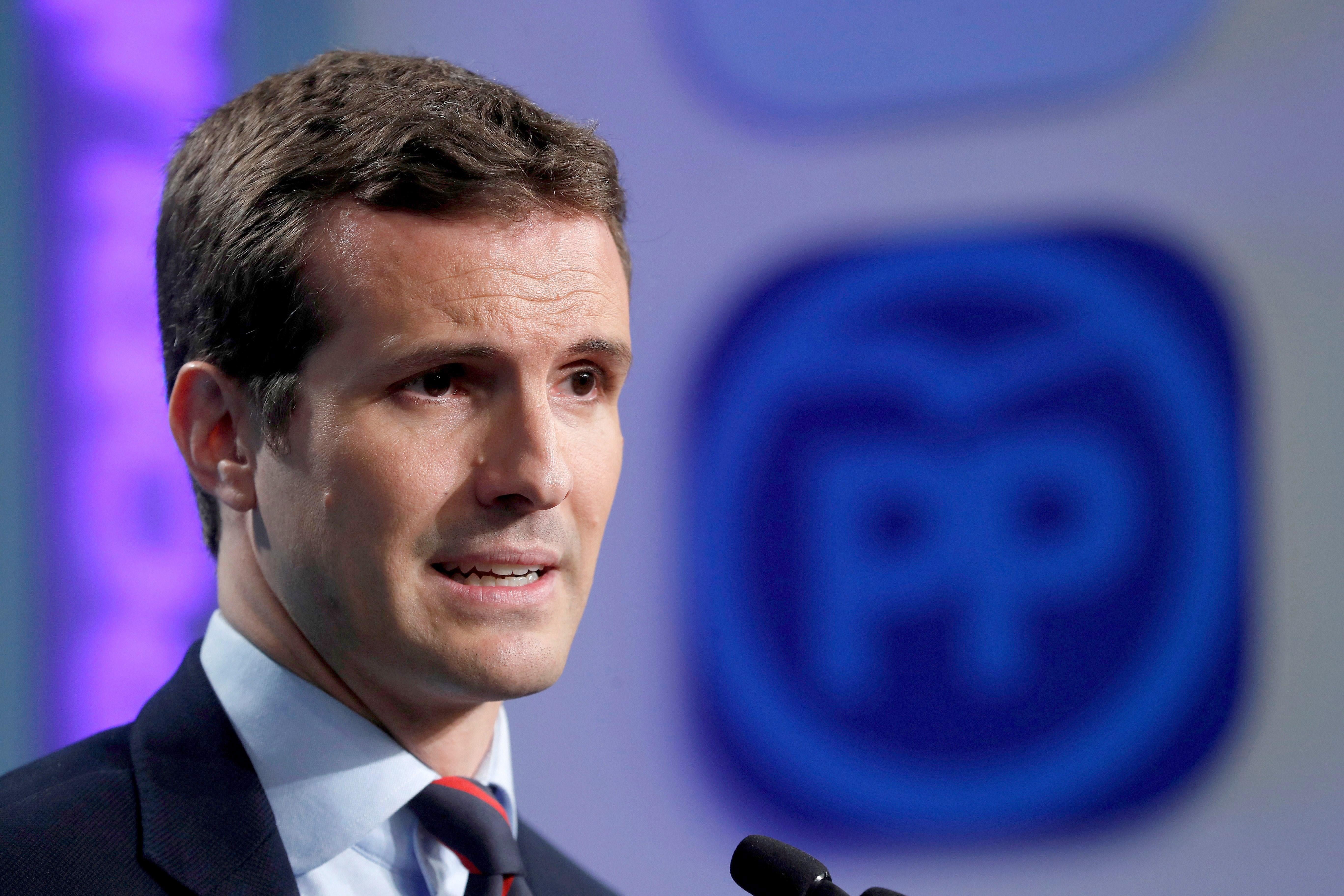 La jueza eleva al Tribunal Supremo el caso sobre el máster de Casado al ver indicios de responsabilidad penal La jueza eleva al Tribunal Supremo el caso sobre el máster de Casado al ver indicios de responsabilidad penal