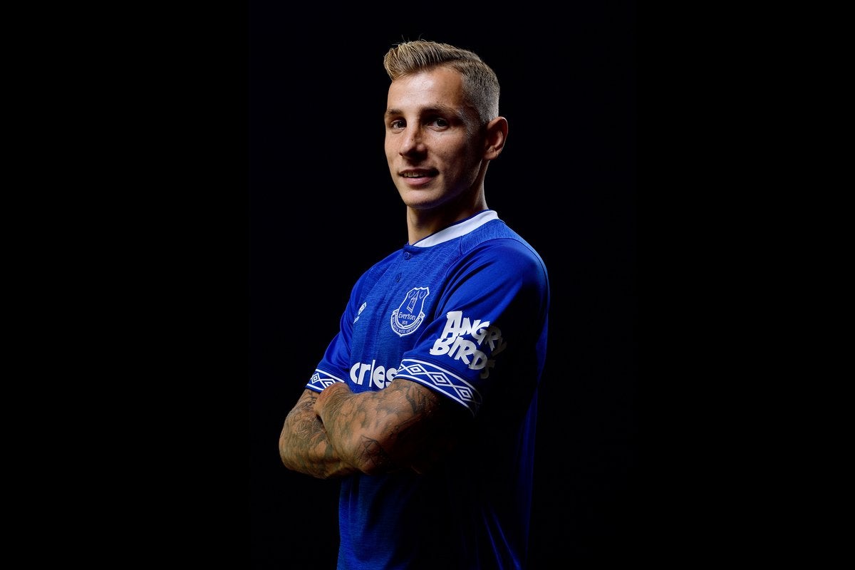 El Barcelona hace oficial el traspaso de Digne al Everton por 20 millones El Barcelona hace oficial el traspaso de Digne al Everton por 20 millones