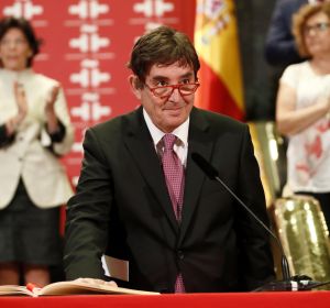 Luis García Montero durante el acto de toma de posesión de su nuevo cargo como director del Instituto Cervantes. Luis García Montero durante el acto de toma de posesión de su nuevo cargo como director del Instituto Cervantes.