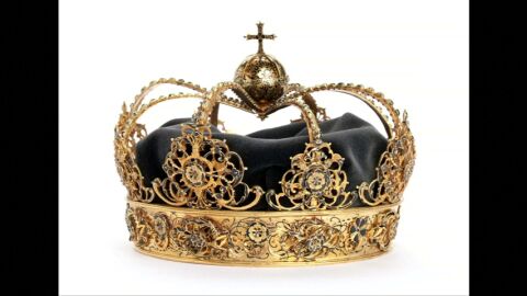 Roban dos valiosas coronas de los reyes suecos del siglo XVII