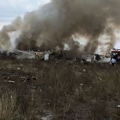 Restos del avión con pasajeros de la aerolínea Aeroméxico que se estrelló 