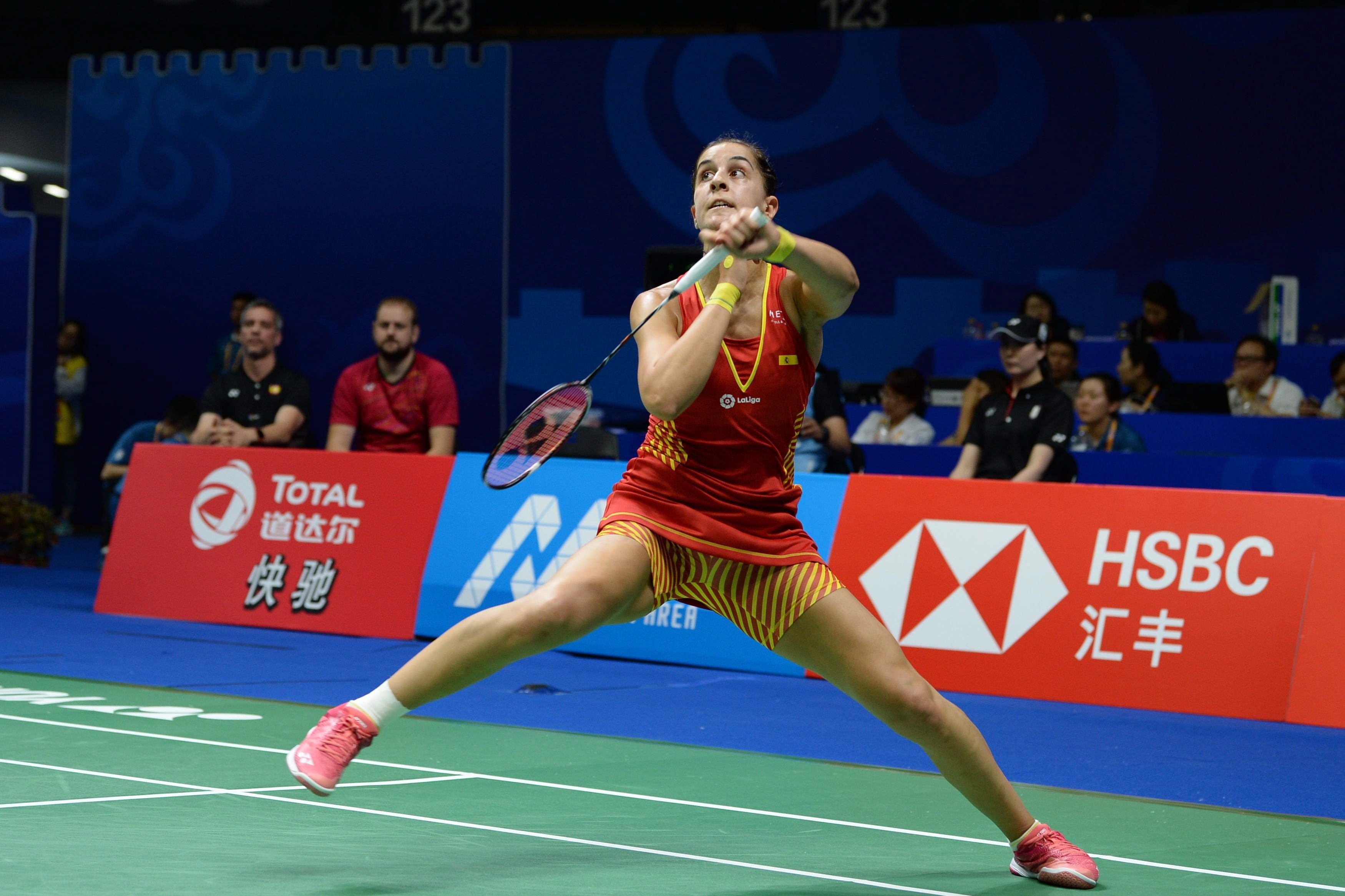 Carolina Marín gana a Sato y pasa a cuartos de final del Mundial de bádminton Carolina Marín gana a Sato y pasa a cuartos de final del Mundial de bádminton