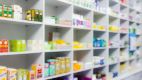 Imagen de archivo de una farmacia