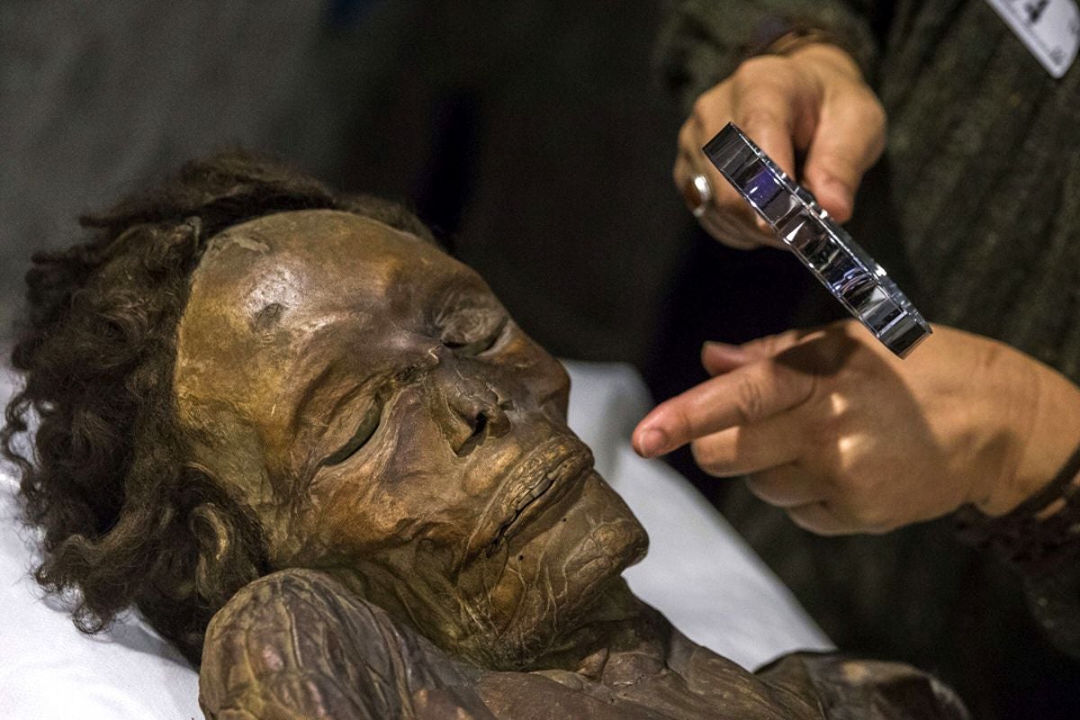 “Los Inmortales”, momias, cuerpos incorruptos y embalsamados “Los Inmortales”, momias, cuerpos incorruptos y embalsamados