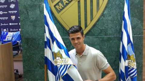 H&eacute;ctor Hern&aacute;ndez, nuevo jugador del M&aacute;laga