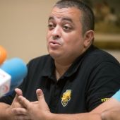 Alberto Álvarez, portavoz de Élite Taxi, durante una rueda de prensa