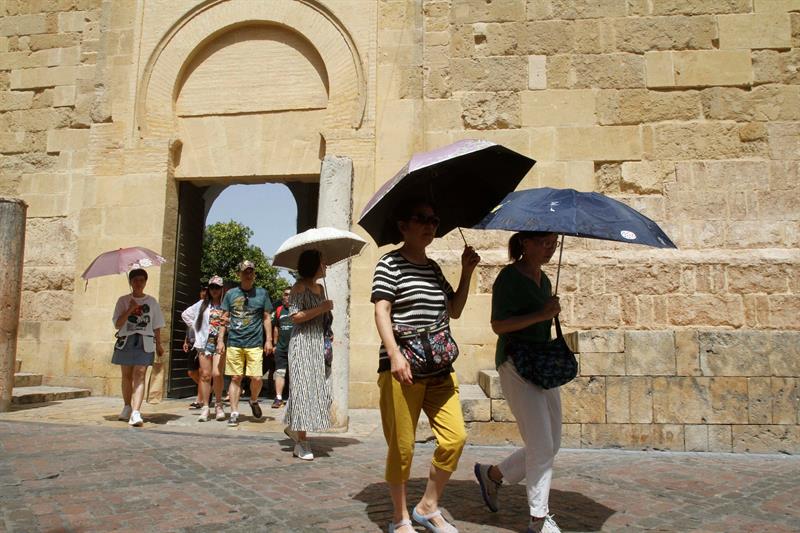 Sanidad contabiliza tres muertes por golpe de calor en Extremadura entre mayo y septiembre de 2025 Sanidad contabiliza tres muertes por golpe de calor en Extremadura entre mayo y septiembre de 2025