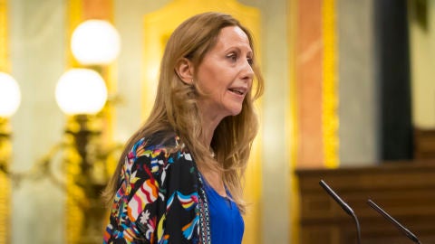 Marta Gonz&aacute;lez en el Congreso